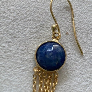 Stone with a gold chain CHNST 0009