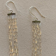 Load image into Gallery viewer, Silver Chain earrings

